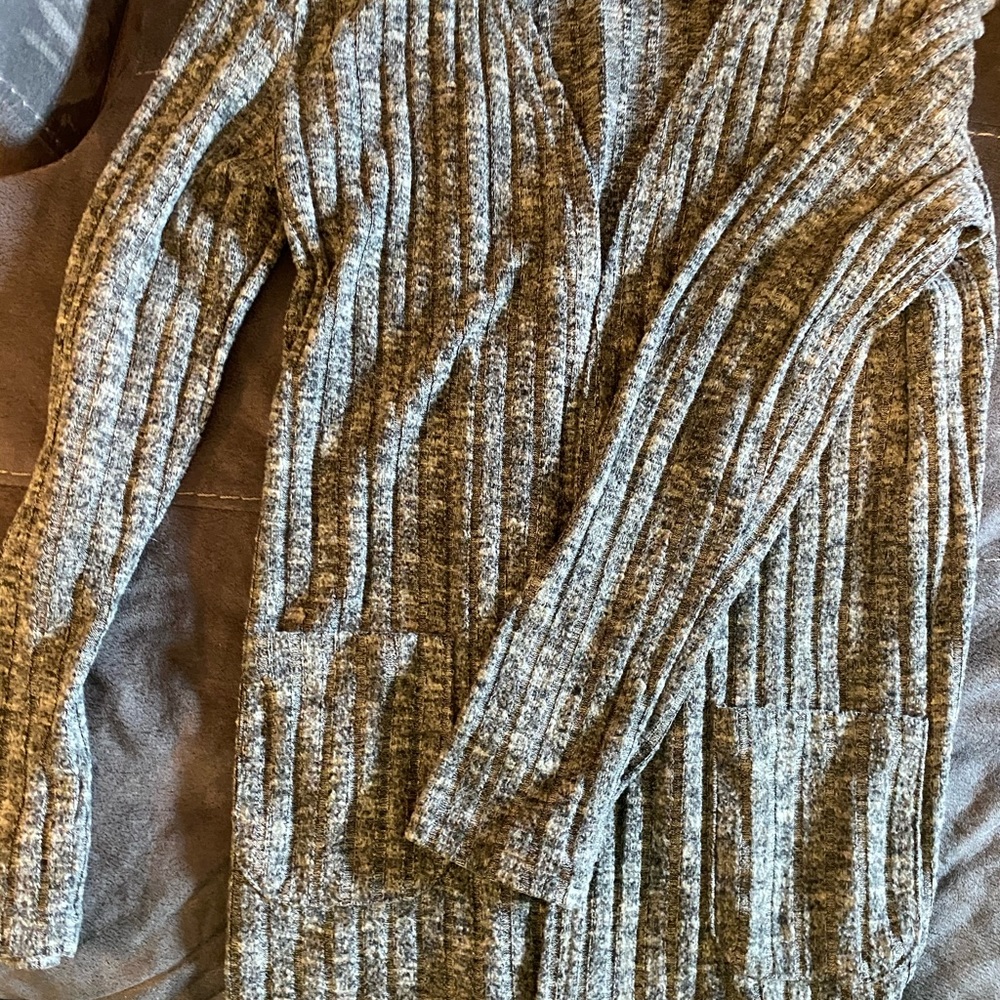 Love Ellie brand cardigan